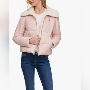 Levi's winter jacket size large, light pink puffer jacket with sherpa lining.